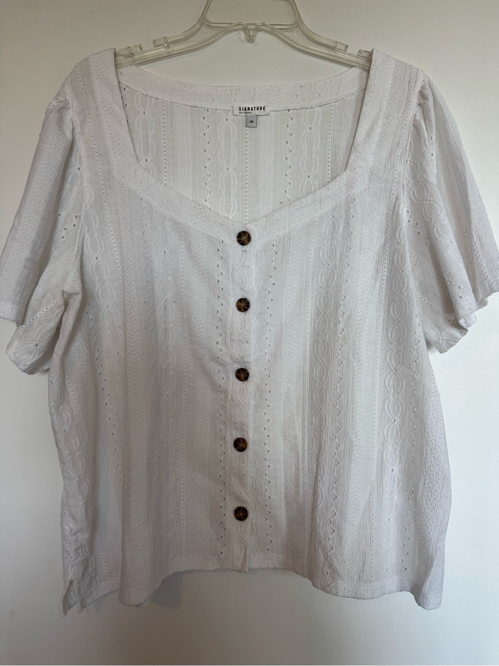 Reitmans White Eyelet Button-Front Square Neck Top with Buttons